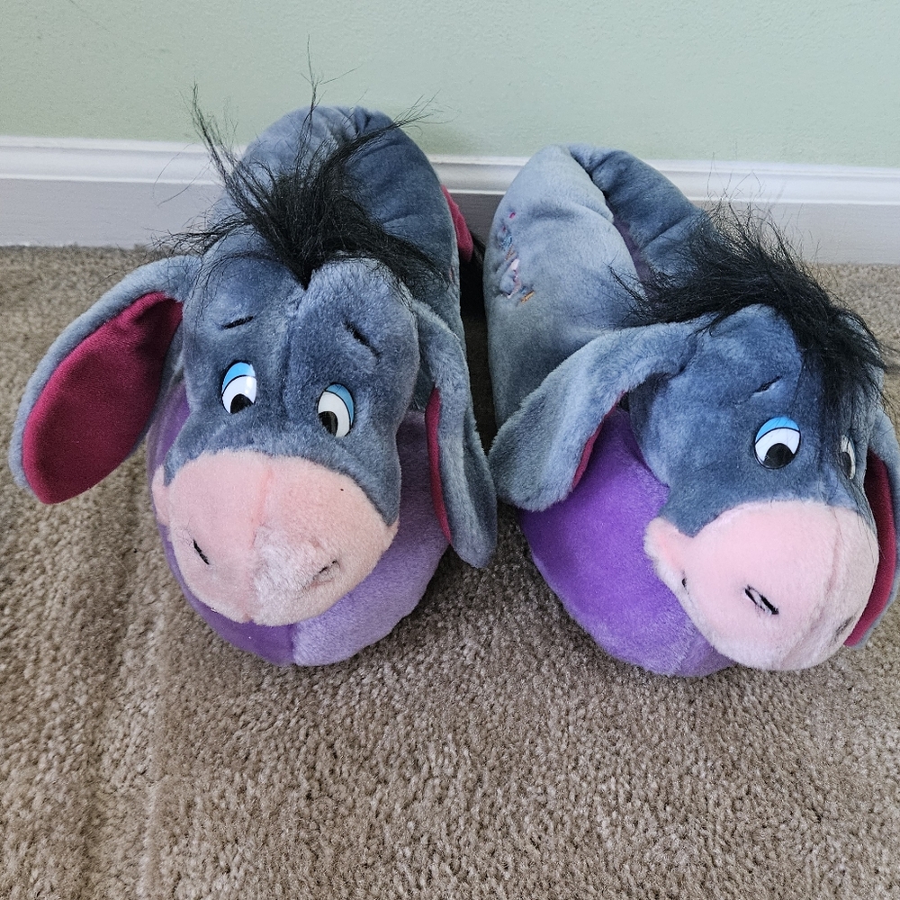 Disney Winnie the Pooh Plush Slippers